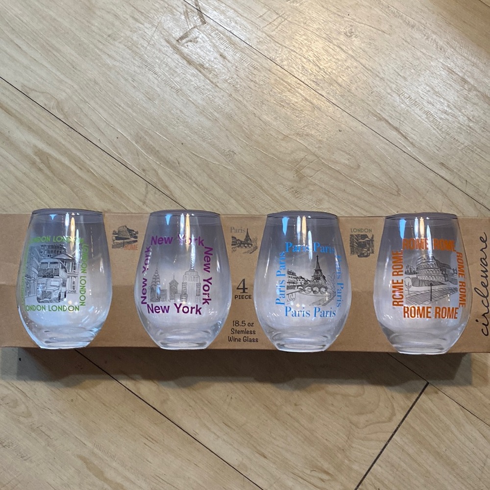 NWT Voyagers Collection Stemless Wine Glasses - London, New York, Paris, Rome